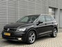 Volkswagen Tiguan 1.5 TSI R-Line / Digitaal dashboard / Pano / Dyn audio / Navigatie / App connect / 3x R-line /