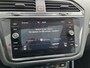 Volkswagen Tiguan 1.5 TSI R-Line / Digitaal dashboard / Pano / Dyn audio / Navigatie / App connect / 3x R-line /