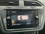 Volkswagen Tiguan 1.5 TSI R-Line / Digitaal dashboard / Pano / Dyn audio / Navigatie / App connect / 3x R-line /