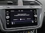 Volkswagen Tiguan 1.5 TSI R-Line / Digitaal dashboard / Pano / Dyn audio / Navigatie / App connect / 3x R-line /