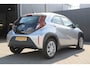 Toyota Aygo X 1.0 VVT-i MT Play | Incl. 12 maanden garantie | Adaptieve cruise control | Airco | Apple carplay/Android auto | DAB radio | Parkeercamera |