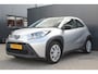 Toyota Aygo X 1.0 VVT-i MT Play | Incl. 12 maanden garantie | Adaptieve cruise control | Airco | Apple carplay/Android auto | DAB radio | Parkeercamera |
