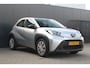 Toyota Aygo X 1.0 VVT-i MT Play | Incl. 12 maanden garantie | Adaptieve cruise control | Airco | Apple carplay/Android auto | DAB radio | Parkeercamera |