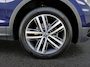 Volkswagen Tiguan Allspace 1.5 TSI Elegance / Panoramadak / Digitaal dashboard / Head-up display / Harman Kardon / Camera / 5 Zits / **