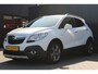Opel Mokka 1.4 T Cosmo | Trekhaak | Stoel/stuurverwarming | Parkeercamera | Navigatie | Bluetooth | 100% onderhouden | Cruise control | Climate control |