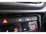 Volkswagen T-Roc Cabrio 1.5 TSI 150 pk R-Line | IQ. Light | Beats | Keyless | Trekhaak | 100% (Dealer) onderhouden label