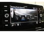 Volkswagen T-Roc Cabrio 1.5 TSI 150 pk R-Line | IQ. Light | Beats | Keyless | Trekhaak | 100% (Dealer) onderhouden label