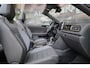 Volkswagen T-Roc Cabrio 1.5 TSI 150 pk R-Line | IQ. Light | Beats | Keyless | Trekhaak | 100% (Dealer) onderhouden label