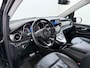 Mercedes-Benz V-klasse 300d 4-MATIC Extra Lang Dubbele Cabine 5-Persoons 2X Elek.Schuifdeur Trekhaak Apple Carplay Android Auto Navi* Camera Cruise Control Pdc Stoelverwarming Lmv 20" Privacy Glas Led Isofix DAB Elek.Achterklep 2.000KG Trekgewicht