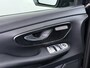 Mercedes-Benz V-klasse 300d 237pk 4-MATIC AMG BOMVOL L3 DC Dubbele Cabine Extra Lang XXL Lmv 5-Persoons 2X Elek.Schuifdeur Trekhaak Apple Carplay Android PDC-a+v Navi* Camera Cruise Control ECC v+a Standkachel Stoelverwarming Privacy Glas Led Isofix DAB Elek.Achterklep 2.000KG Trekgewicht
