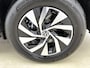 Volkswagen T-Roc 1.5 eTsi Limited Edition 116 PK | Automaat | Camera | Adaptive Cruise Control | Side Assist | Keyless Start | Parkeersensoren | LED | Apple Carplay | Android Auto | Digital Cockpit |