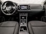 Skoda Karoq 1.5 TSI ACT Sport 150Pk Automaat (APPLE CARPLAY, GROOT NAVI, CLIMATE, KEYLESS, SPORTSTOELEN, CRUISE, PARKEERSENSOREN, NIEUWE APK, NIEUWSTAAT)