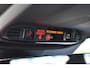 Volvo V60 B4 211PK R-Design | BLIS | Trekhaak | PDC V+A | Camera Achter | Stoel Verwarm.