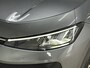 Volkswagen T-Roc 1.5 eTsi 150 pk Life First Edition | Comfort | Camera | Trekhaak |