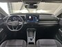 Volkswagen T-Roc 1.5 eTsi 150 pk Life First Edition | Comfort | Camera | Trekhaak |
