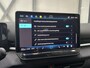 Volkswagen T-Roc 1.5 eTsi 150 pk Life First Edition | Comfort | Camera | Trekhaak |