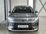 Volkswagen T-Roc 1.5 eTsi 150 pk Life First Edition | Comfort | Camera | Trekhaak |