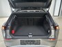 Volkswagen T-Roc 1.5 eTsi 150 pk Life First Edition | Comfort | Camera | Trekhaak |
