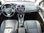 Suzuki S-Cross 1.4 Boosterjet AllGrip Stijl Trekhaak Rijklaarprijs! | 12 Maanden Garantie | Onderhoudsbeurt | Nieuwe APK | Mobiliteitservice |