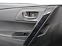 Toyota Auris Touring Sports 1.8 Automaat Hybrid Lease Exclusive Leder Trekhaak Camera Navigatie Lichtmetalen Velgen Climate Control Cruise Control Extra Getint Glas