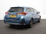Toyota Auris Touring Sports 1.8 Automaat Hybrid Lease Exclusive Leder Trekhaak Camera Navigatie Lichtmetalen Velgen Climate Control Cruise Control Extra Getint Glas