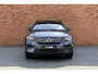 Volvo EX40 Single Motor Extended Range Ultra Europa 82 kWh 45th Anniversary Edition | 5 jaar garantie - (2 jaar extra fabrieksgarantie) | 20 inch lichtmetalen velgen | Extra getint glas achter | Verwarmde voorstoelen en stuurwiel
