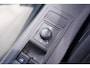 Volkswagen Transporter 2.0 TDI 150 pk L2 Dubbel Cabine Airco, Navi Cruise Control, Trekhaak, 5-Zits