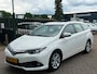Toyota Auris Touring Sports 1.8 Hybrid Aspiration 2e eigenaar dealer onderhouden achteruit camera navigatie cruis control