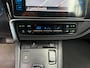 Toyota Auris Touring Sports 1.8 Hybrid Aspiration 2e eigenaar dealer onderhouden achteruit camera navigatie cruis control
