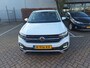 Volkswagen T-Cross 1.0 TSI Life | 95 PK | Navi By Shop | Carplay | Airco | Camera | Digital Cockpit