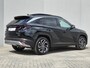 Hyundai Tucson 1.6 T-GDI PHEV Premium Sky / Fabrieksgarantie tot 09-2029 / Dealer onderhouden / All season banden / Glazen schuif- en kanteldak /  / Head Up Display / Rondomzicht camera / Stuur- Stoel & Achterbank verwarming / Elektrische achterklep / Stoelventilatie /