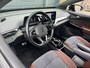Volkswagen ID.4 FIRST 77 kWh (SOH 89%) I AUTOMAAT I TREKHAAK I WARMTEPOMP I P-CAMERA I STOELVERWARMING