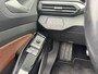 Volkswagen ID.4 FIRST 77 kWh (SOH 89%) I AUTOMAAT I TREKHAAK I WARMTEPOMP I P-CAMERA I STOELVERWARMING