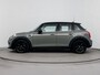 MINI Cooper 5-Deurs 1.5 Business | Navigatie | Sportstoelen | Two tone | Cruise control | Lm-wielen |
