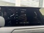 Kia EV3 Plus 81.4 kWh Dodehoeksensor | Stoel/stuurverwarming | Parkeersensor voor en achter | Achteruitrijcamera | Navigatie | Cruise control Adaptive | Draadloze oplader telefoon
