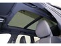 Volvo XC60 T8 Recharge AWD Ultra Black Edition Exec - Luchtvering - Panorama/schuifdak - IntelliSafe Assist & Surround - 360º Camera - Bowers & Wilkins audio - Adaptieve LED koplampen - Verwarmde voorstoelen, stuur & achterbank - Parkeersensoren voor & achter - Elektr. bedienb. voorstoelen met geheugen - Head up display - Draadloze tel. lader - Extra getint glas - Inklapbare trekhaak - 22' LMV
