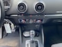 Audi A3 Sportback 1.0 TFSI Design Pro Line / Automaat / 61.000 Km / Bi-Xenon Koplampen / LED Dagrijverlichting / Comfortstoelen / Radio-Bluetooth / Navi / Cruise-Control / Climate-Control / ELKTR-Pakket / AFN-Trekhaak / PDC Achter / LMV 17'' / All-Season / ENZ.