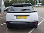 Peugeot e-2008 EV 54kWh 156pk GT |Navi|BT|Camera 360°|Cruise&Climate Control|Draadloze telefoonoplader|Parkeersen v+a|LM-velgen|AppleCarplay&AndroidAuto|ISO-fix