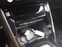 Peugeot e-2008 EV 54kWh 156pk GT |Navi|BT|Camera 360°|Cruise&Climate Control|Draadloze telefoonoplader|Parkeersen v+a|LM-velgen|AppleCarplay&AndroidAuto|ISO-fix