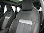 Audi Q4 e-tron 40 Launch edition Advanced Plus 77 kWh 204 PK | Navigatie | Camera | Panoramadak | Adaptive cruise control | Trekhaak | Stoelverwarming | Lichtmetalen velgen |