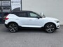 Volvo XC40 2.0 T5 AWD R-Design Intro Edition | 2.100 kg Trekvermogen | Zwenkbare trekhaak | Panorama dak | Adaptieve cruise | Blis | Memory |