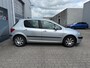 Peugeot 307 1.6-16V XT 5-deurs (Modelreeks 2001 - 2005) / Airco / Centrale deur vergrendeling /