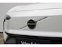 Volvo EX30 Single Motor Extended Range Plus 69 kWh | Semi elektr. Trekhaak | Elektr. Voorstoel(en) met geheugen | Adaptive Cruise & Pilot Assist | Sfeerverlichting interieur | Premium audio by Harman Kardon | Verwarmbare voorstoelen + stuurwiel | Park Assist voor + achter | Parkeercamera | Blind Spot Information System |