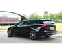 Volvo V60 2.0 T8 Plug-in R-Design Ultimate Dark Hybrid 335kW 456Pk AWD Aut Recharge Black Line Full Option Adaptive CC 1e eigenaar
