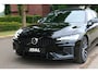 Volvo V60 2.0 T8 Plug-in R-Design Ultimate Dark Hybrid 335kW 456Pk AWD Aut Recharge Black Line Full Option Adaptive CC 1e eigenaar