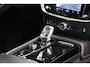 Volvo V60 2.0 T8 Plug-in R-Design Ultimate Dark Hybrid 335kW 456Pk AWD Aut Recharge Black Line Full Option Adaptive CC 1e eigenaar