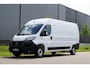Fiat Ducato 35 2.2 MultiJet L3H2 140 pk |Camera |Cruise |Navi |Climate control |BPM vrij voor ondernemers! |Nieuwstaat |3500 KG |EURO6