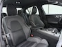 Volvo S60 B4 211pk Automaat R-Design | Trekhaak | H&K | Leder Sportstoelen | Memory | Verwarmde stoelen/stuurwiel |