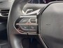 Peugeot 3008 130 PK Automaat | Trekhaak | Navigatie | Parkeersensoren voor en achter | Apple Carplay / Android Auto | | Lederen stuurwiel | Lendesteunen (verstelbaar) | Metaalkleur