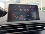 Peugeot 3008 130 PK Automaat | Trekhaak | Navigatie | Parkeersensoren voor en achter | Apple Carplay / Android Auto | | Lederen stuurwiel | Lendesteunen (verstelbaar) | Metaalkleur